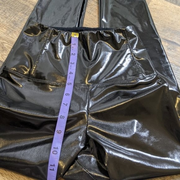 Aritzia Wilfred Daria Shiney Black Faux Leather Vegan Legging Pants - Picture 5 of 8